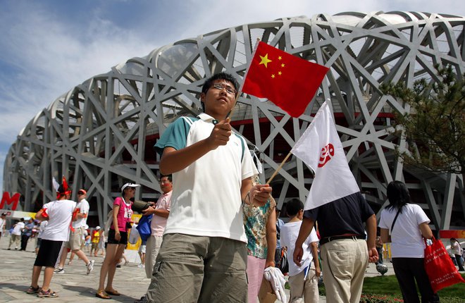 Olimpijske igre Peking 2008 so postavile nove standarde pri skoraj vsem; tudi v arhitekturi, kjer je izstopal osrednji stadion, ki je dobil ime Ptičje gnezdo. FOTO: Matej Družnik