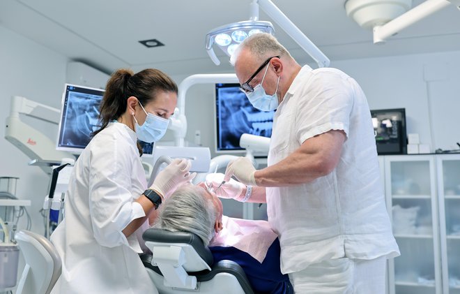 Za zdravje vaših zob bodo poskrbeli v vrhunski kliniki Ortoimplant Dental Spa, kjer so pravi mojstri za še tako težke primere. FOTO: Blaž Samec