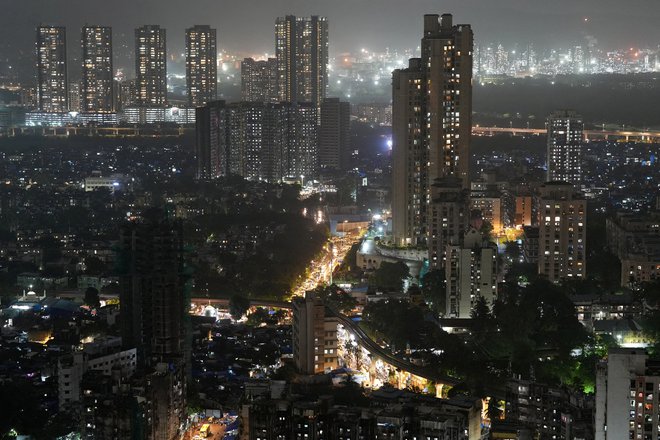 Mumbaj je finančno središče Indije. FOTO: Hemanshi Kamani/Reuters