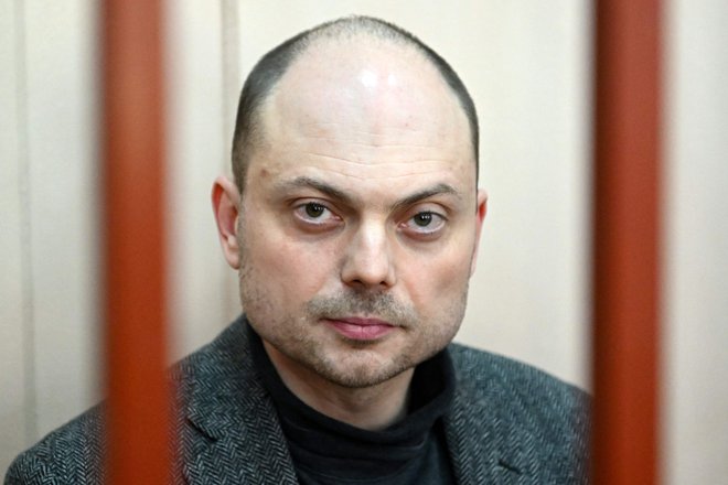 Novinar, publicist, zlasti pa dolgoletni opozicijski politik Vladimir Kara-Murza ima tudi britanski potni list. FOTO: Natalia Kolesnikova/AFP