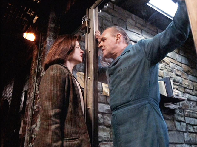 Anthony Hopkins kot Hannibal Lecter z Jodie Foster v filmu Ko jagenjčki obmolknejo. Bi ga imeli za šefa? FOTO: Imdb