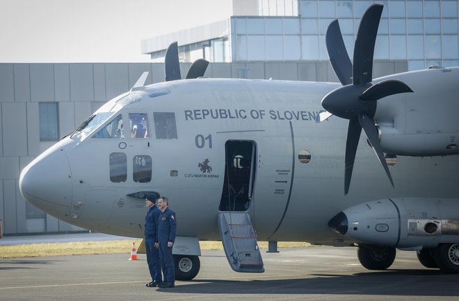 V teoriji bi spartan uporabljal tudi politični vrh, a ga v praksi zaradi visokih stroškov najverjetneje ne bo. FOTO: Jože Suhadolnik/Delo