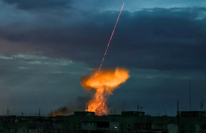 Poveljnik ukrajinskih oboroženih sil Oleksander Sirski je priznal, da je ruska vojska dosegla nekaj »manjših uspehov«. FOTO: Stringer Reuters