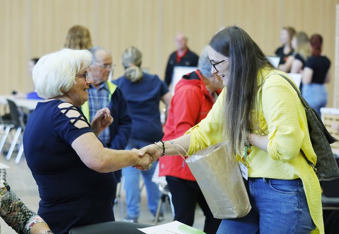 V pokojninskem sistemu mora delo ostati vrednota, upoštevati je treba vloženo delo oziroma prispevek v pokojninsko blagajno, ob tem pa morajo biti tudi plače dostojne. FOTO: Jože Suhadolnik/Delo