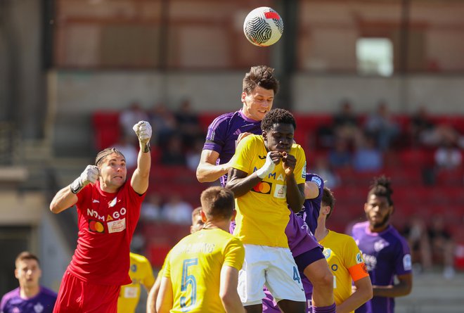 Maribor in Bravo sta se razšla z neodločenim izidom. FOTO: Matej Družnik/Delo