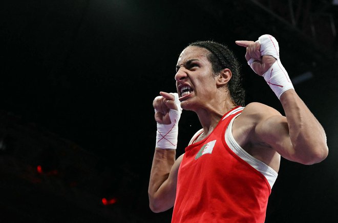 Imane Khelif se bo danes borila v polfinalu. FOTO: Mohd Rasfan/ AFP