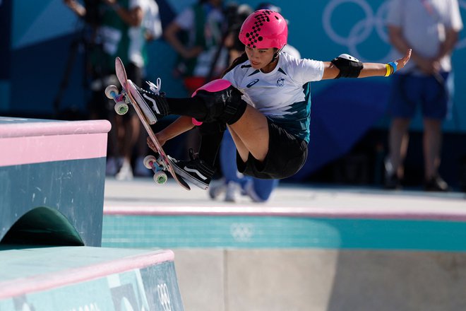 Arisa Trew je postala najmlajša dobitnica kolajne na letošnjih olimpijskih igrah. FOTO: Odd Andersen/AFP