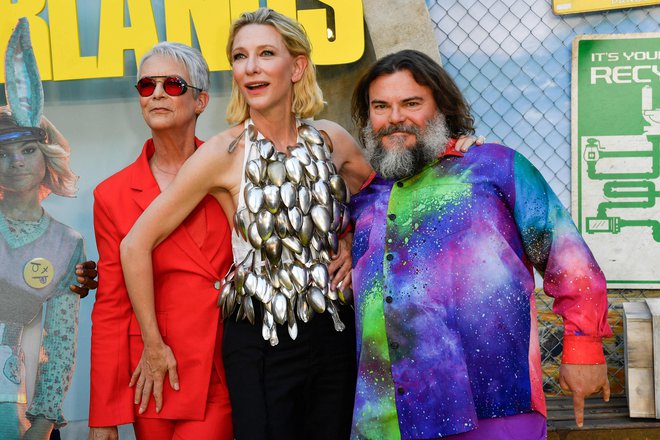 Ameriška igralka Jamie Lee Curtis, ameriško-avstralska igralka Cate Blanchett in ameriški igralec Jack Black so se udeležili posebnega dogodka za oboževalce filma »Borderlands« v TCL Chinese Theatre v Hollywoodu. Foto: Valerie Macon/Afp