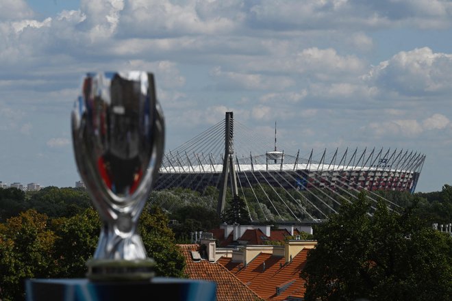 Poljsko glavno mesto bo gostilo finale superpokala, kjer bi madridski Real lahko spisal novo poglavje svoje bogate zgodovine. FOTO: Sergei Gapon/AFP