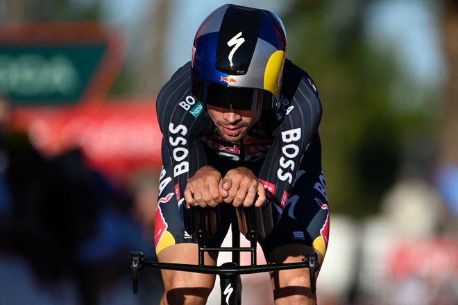 Primož Roglič je solidno začel letošnjo dirko po Španiji. FOTO: Miguel Riopa/AFP