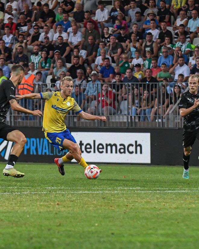 Nik Omladič je kot tretji zadel za Koper. FOTO: instagram