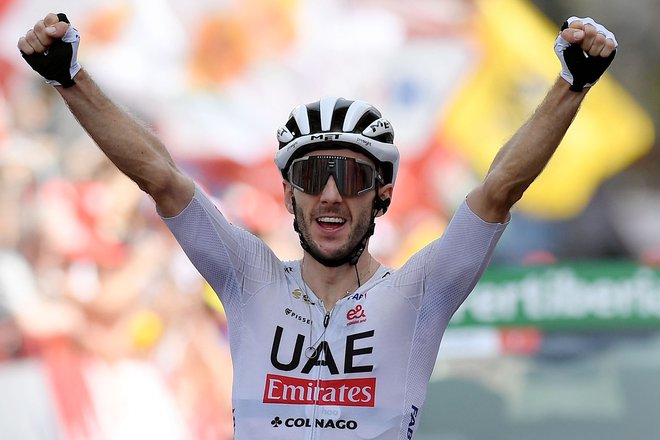 Adam Yates je na kraljevski etapi soliral 58 km! FOTO: Jorge Guerrero Afp