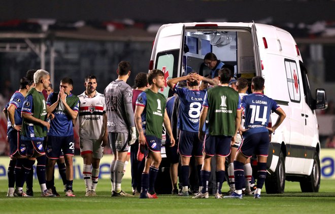 Takojšnja pomoč mu ni rešila življenja. FOTO: Carla Carniel/ Reuters