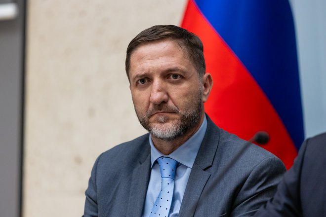 Finančni minister Klemen Boštjančič. FOTO: Črt Piksi/Delo