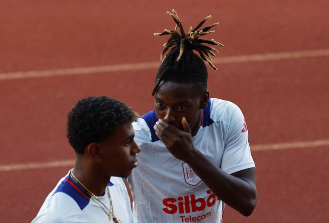 Juntamente com Nic Williams, Lamine Yamal formou a dupla de atacantes mais perigosa do Campeonato Europeu. FOTO: Susana Vera/Reuters