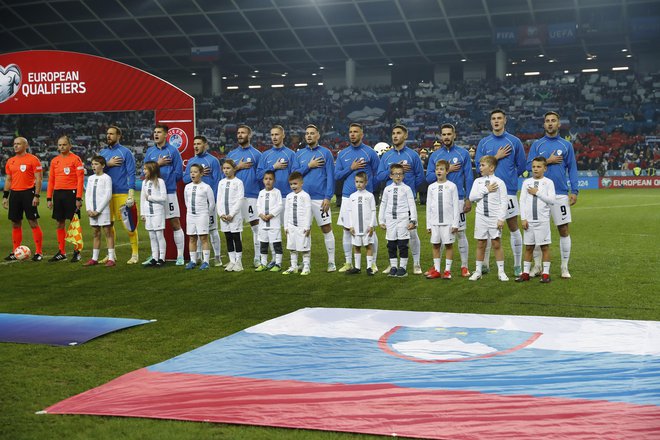 Slovenska nogometna reprezentanca se bo ob 20:45 v Stožicah pomerila z Avstrijo. FOTO: Leon Vidic