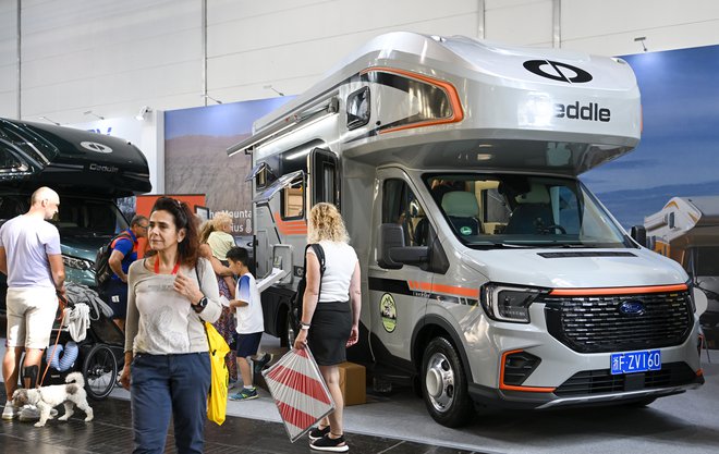 Deddle RV naj bi svoje avtodome po cesti pripeljal iz Kitajske. FOTO: Caravan Salon/Messe Düsseldorf