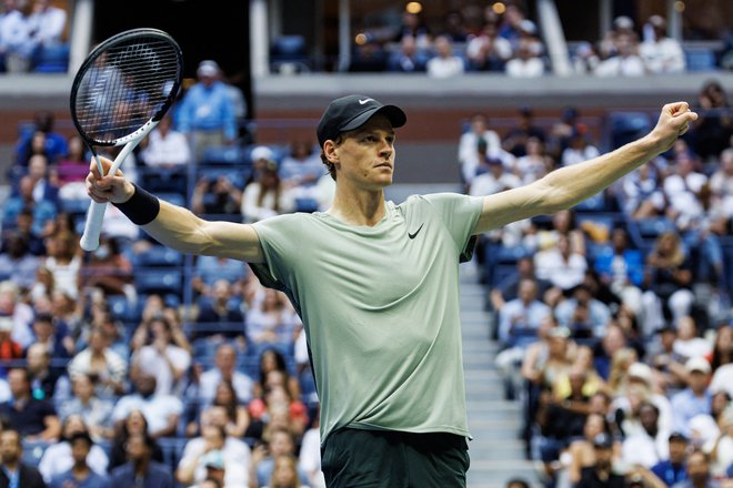 Jannik Sinner se je veselil uvrstitve v finale. FOTO: Mike Frey/Reuters