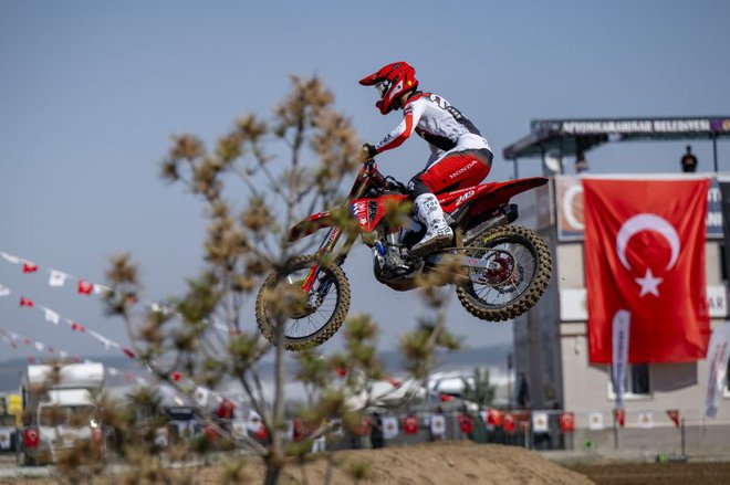 Tim Gajser se ni najbolje znašel v prvi vožnji. FOTO: Honda Racing