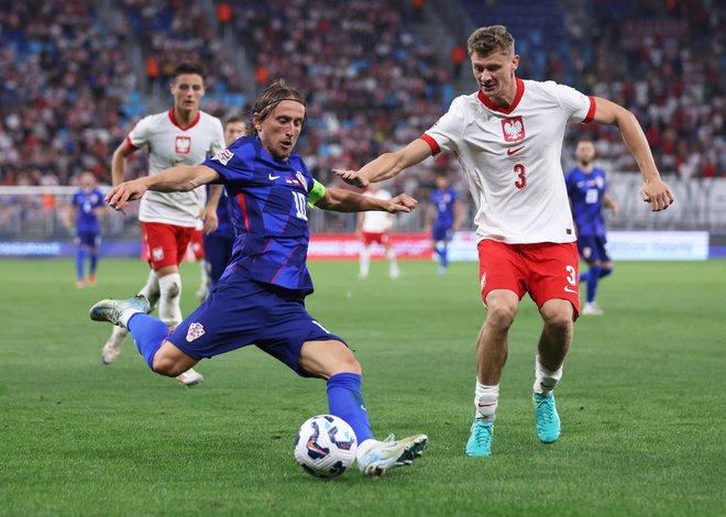 Luka Modrić in Hrvaška sta proti Poljski potrdila mojstrstvo in pomirila javnoist, Hrvaška še ima dovolj potenciala za svetovni vrh. FOTO: Antonio Bronić/Reuters