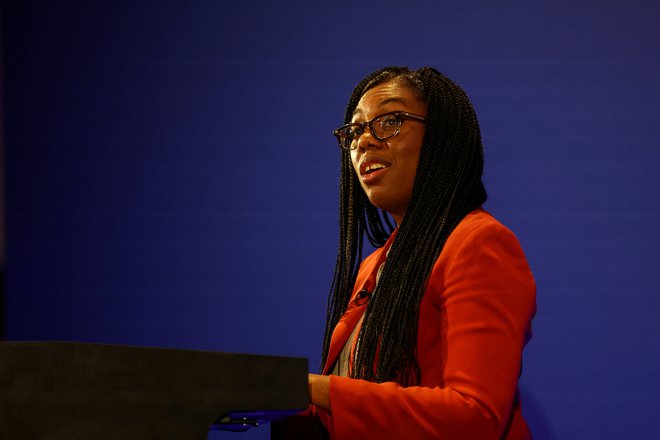 Kemi Badenoch je edina ženska v igri za najvišji položaj. FOTO: Carl Recine/Reuters