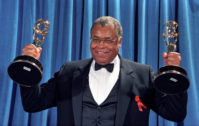 James Earl Jones je med drugim osvojil kar dva emmya (na fotografiji), dobil pa je tudi častnega oskarja za življenjsko delo, grammyja. FOTO: Reuters