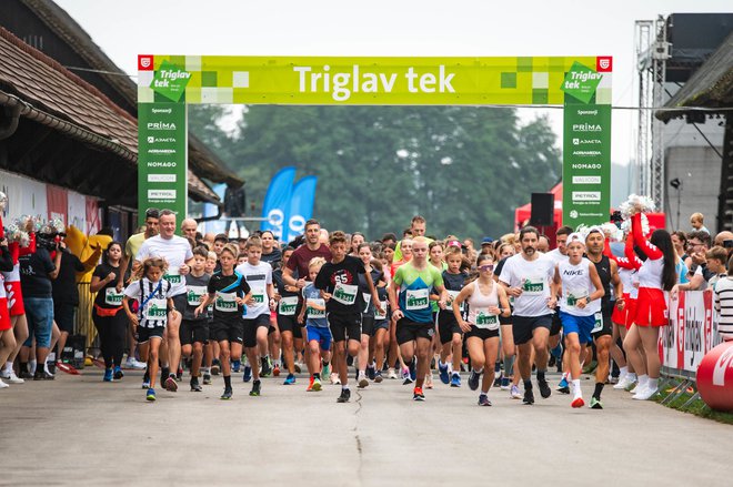 Več kot 1.800 tekačev je s pretečenimi kilometri prispevalo k boljši oskrbi novorojenčkov v slovenskih bolnišnicah. FOTO: Sportida