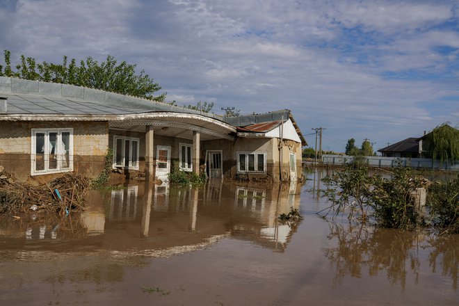 Narasle reke so prizadele predvsem ruralna območja na vzhodu Romunije. FOTO: Andreea Campeanu/Reuters