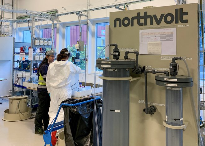 Northvoltov laboratorij v Västeråsu na Švedskem

FOTO: Helena Soderpalm/Reuters