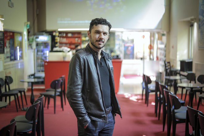 Goran Stolevski snema filme o ljubezni, pripadanju, identiteti, najsi gre za grozljivko ali socialno dramo. FOTO: Jože Suhadolnik