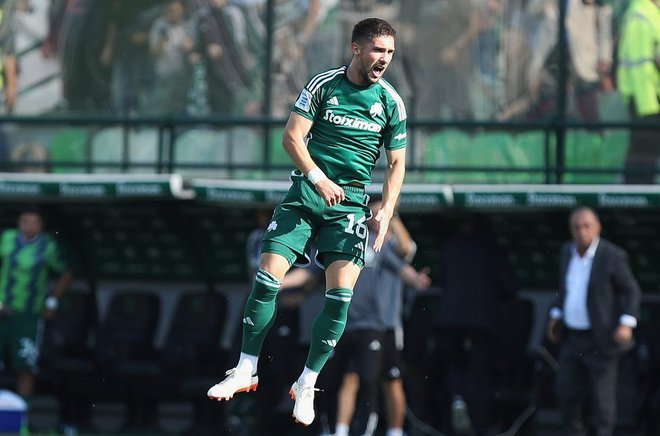 Adam Gnezda Čerin je za Panathinaikos zbral 87 nastopov in sedem zadetkov. FOTO: Instagram