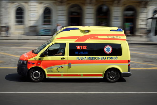 Reševalno vozilo v Ljubljani FOTO: Uroš Hočevar/Delo