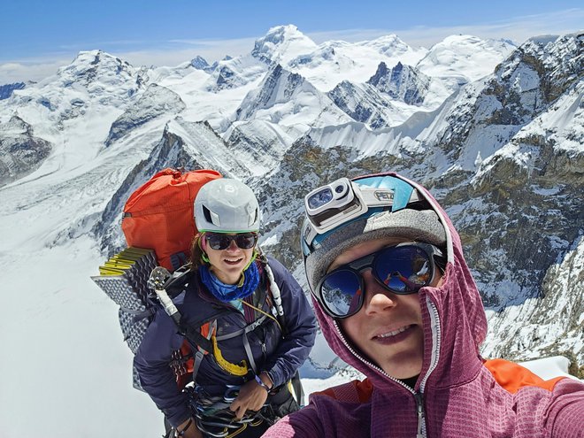 Slovenske alpinistke s štirimi prvenstvenimi smermi iz indijske Himalaje, med njimi izstopa vzpon Anje Petek in Patricije Verdev na Lalung I. FOTO: Anja Petek