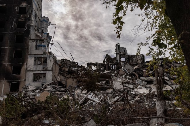 Rusko obstreljevanje je mesto praktično zravnalo z zemljo. FOTO: Stringer Reuters