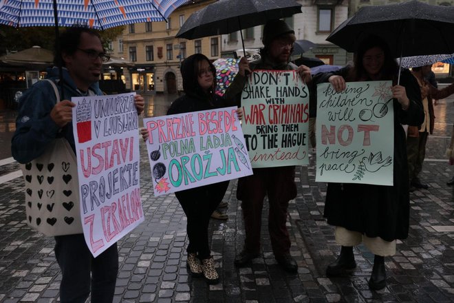 Zahtev je več. FOTO: Črt Piksi