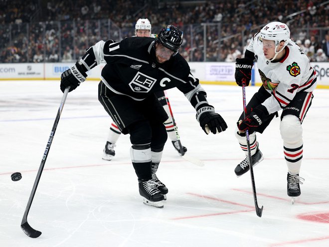 Anže Kopitar začenja že svojo 19. sezono v ligi NHL. FOTO: Harry How/AFP