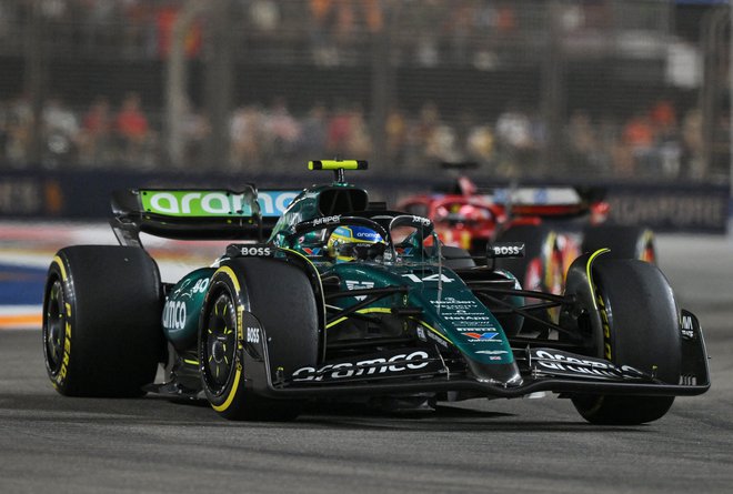 Alonso verjame, da bo Aston Martin v prihodnje zelo hiter. FOTO: Caroline Chia/Reuters