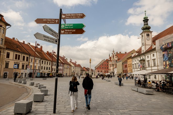 Da se stanovalec ali lastnik stanovanja ogneta vsem naštetim čerem, mora po zakonodaji poskrbeti investitor in kupiti enakovredna nadomestna stanovanja. FOTO: Črt Piksi