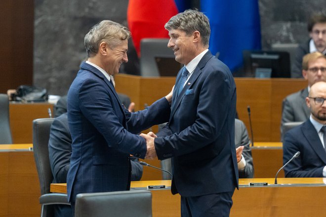 Borut Sajovic na čelo obrambnega ministrstva odhaja po izvolitvi prejšnjega ministra Marjana Šarca v Evropski parlament. FOTO: Voranc Vogel