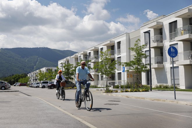 Prva faza stanovanjske soseske Pod Pekrsko gorco, ki je bila končana lani, pomeni nov začetek gradnje najemnih stanovanj v Mariboru. FOTO: Leon Vidic/Delo