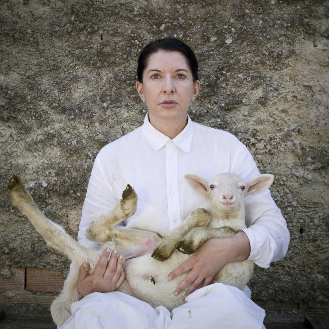 Ko je v ZDA živeča umetnica srbskega rodu Marina Abramović odgovarjala na vprašanja časopisa Guardian, je dialog spominjal na namizni tenis. FOTO: Reuters