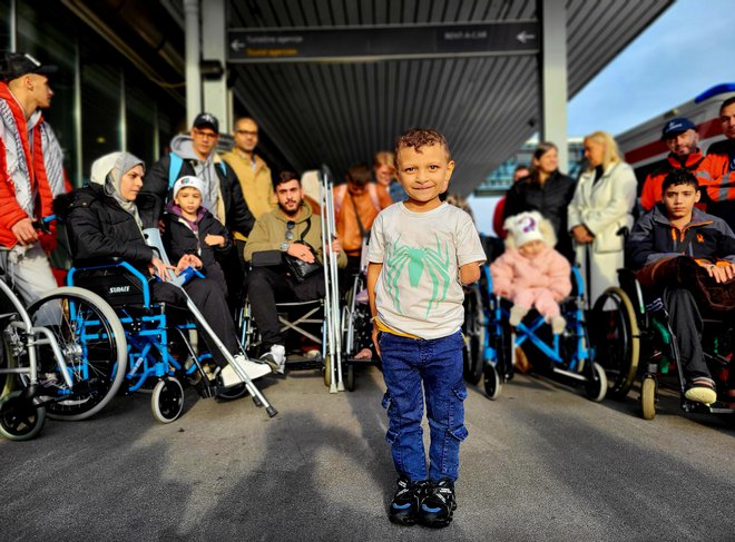 Otroci iz Gaze prispeli na zdravljenje v Slovenijo. FOTO: Boštjan Videmšek