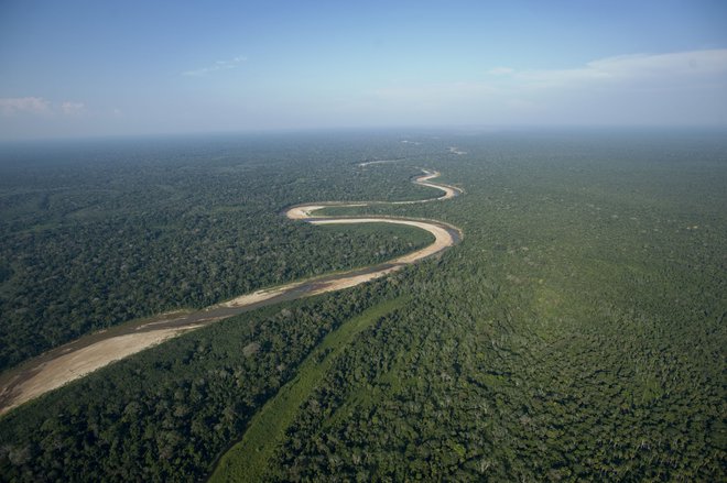 Opozorila, da neomejene rasti na planetu z omejenimi viri ni, niti za trenutek ne zaustavljajo pohlepa vladajočih elit. Na fotografiji: Bolivija. FOTO: Š Ho New/Reuters