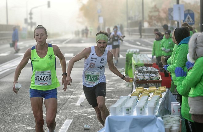 Pri načrtovanju prehrane je treba upoštevati različne dejavnike, tudi vreme. FOTO: Blaž Samec