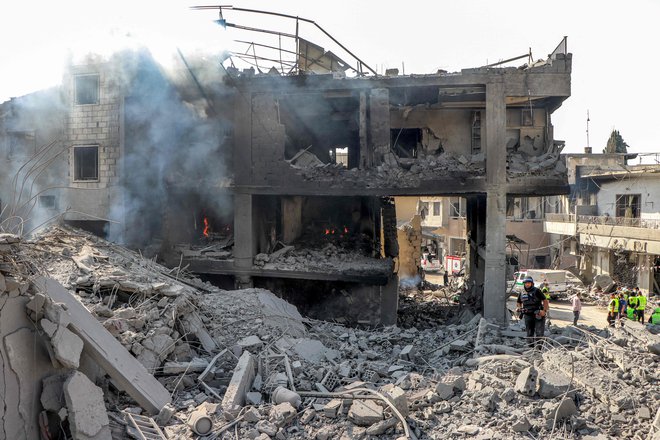 Izrael je izvedel 11 napadov na Nabatijo in okoliška območja. FOTO: Bilal Kashmar/Afp