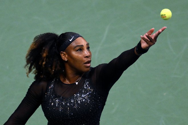 Serena Williams je prestala operacijo, pri kateri so ji z vratu odstranili cisto. FOTO: Angela Weiss/AFP