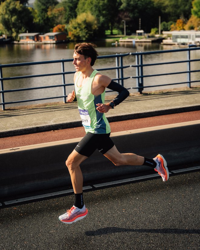 Med lanskim polmaratonom v Amsterdamu FOTO: Florian Kurrasch