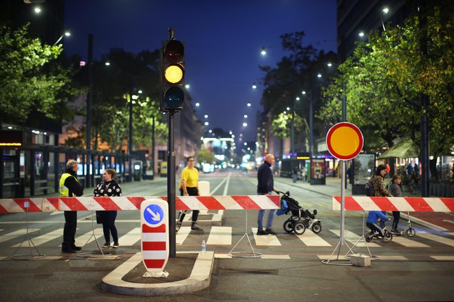 V času ljubljanskega maratona bo zaprtih več cest in ulic v slovenski metropoli. Na fotografiji prizor iz Ljubljane iz prejšnjih let. FOTO: Jure Eržen