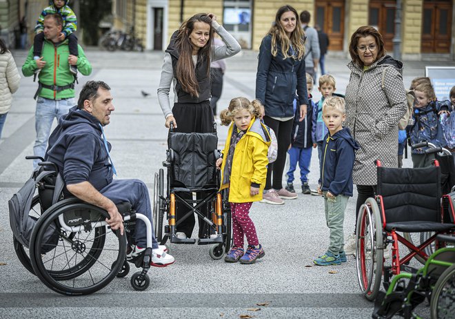 Na področju mobilnosti in dostopnosti je marsikaj že narejenega, parcialne rešitve in ideje pa so razpršene po različnih institucijah. FOTO: Jože Suhadolnik/Delo