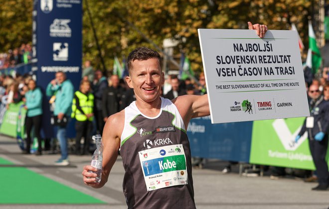 Primož Kobe se je veselil naslova državnega prvaka in slovenskega rekorda proge. FOTO: Matej Družnik/Delo